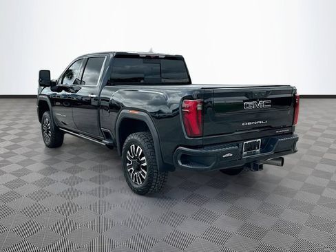 Used 2024 GMC Sierra 2500 Denali Ultimate AWD/4WD image 7