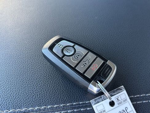 Used 2024 Ford F250 Lariat image 27