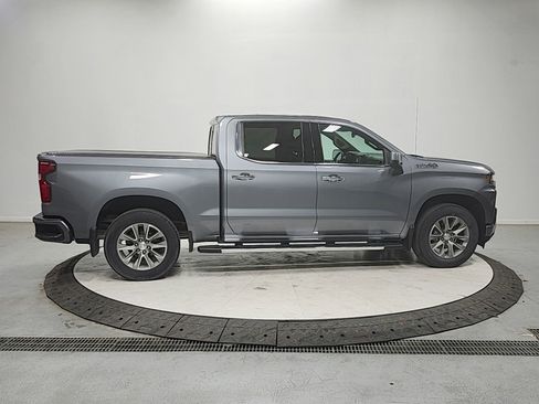 Used 2022 Chevrolet Silverado 1500 High Country image 8