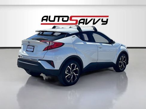 Used 2021 Toyota C-HR XLE FWD image 7