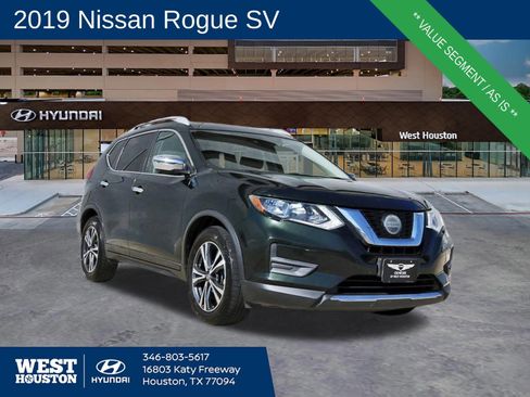 Used 2019 Nissan Rogue SV w/ Sun & Sound Touring Package image 1