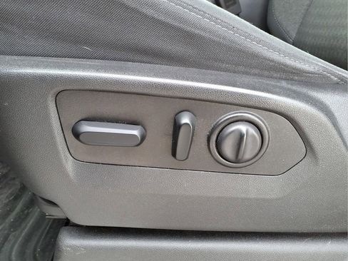 Used 2020 Chevrolet Silverado 1500 RST w/ All-Star Edition image 18