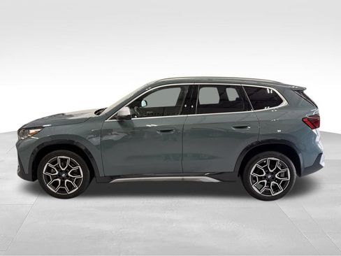 Used 2024 BMW X1 xDrive28i AWD/4WD image 2