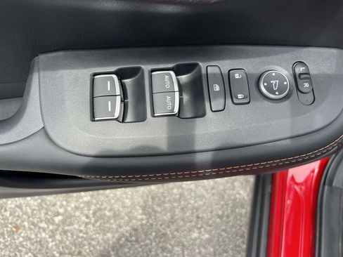 New 2026 Honda HR-V Sport image 9