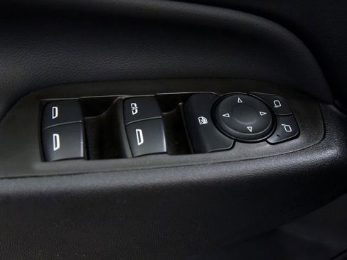 Used 2024 Chevrolet Equinox LT FWD image 19