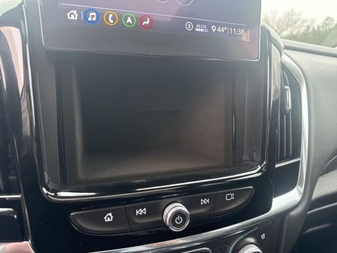 Used 2021 Chevrolet Traverse Premier AWD/4WD image 24
