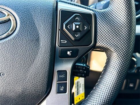 Used 2022 Toyota Tacoma SR5 image 17