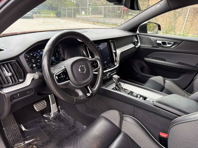 Used 2019 Volvo S60 T6 R-Design AWD/4WD image 14