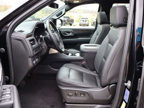 Used 2022 Chevrolet Tahoe Z71 w/ Luxury Package image 15