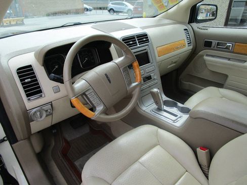Used 2007 Lincoln MKX AWD image 9