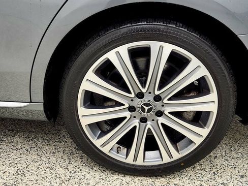 Used 2020 Mercedes-Benz E 450 4MATIC Wagon image 9