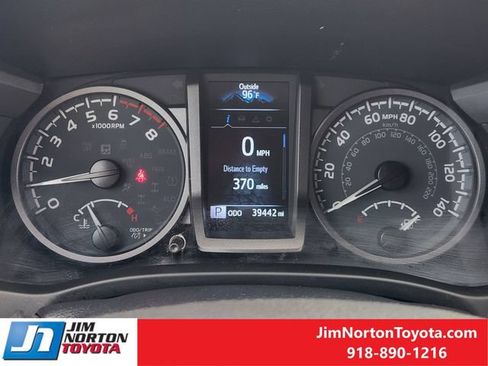 Used 2023 Toyota Tacoma TRD Sport w/ Technology Package RWD image 17