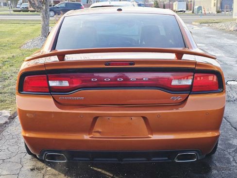 Used 2011 Dodge Charger R/T image 5