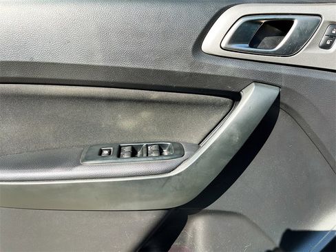 Used 2019 Ford Ranger XLT w/ FX4 Off-Road Package image 17