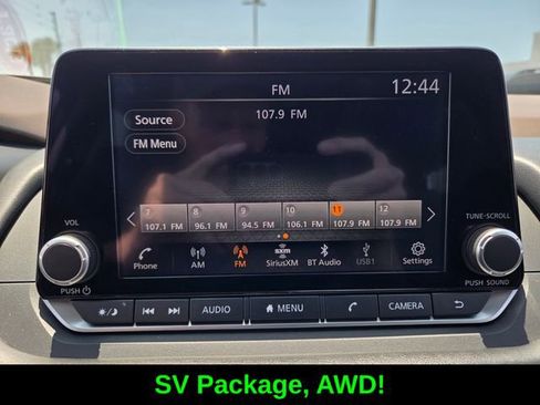 Used 2023 Nissan Rogue SV AWD/4WD image 22