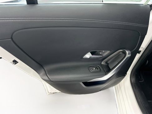 Used 2025 Mercedes-Benz CLA 250 4MATIC image 27
