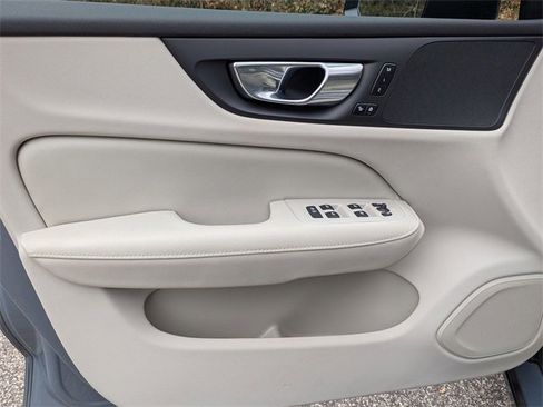 Certified 2023 Volvo S60 B5 Plus w/ Climate Package image 23