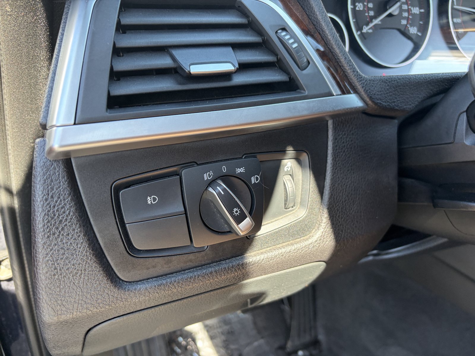 Used 2018 BMW 430i Convertible RWD image 21