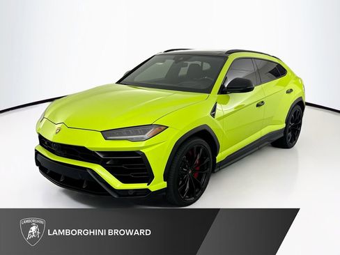 Used 2022 Lamborghini Urus AWD/4WD image 1