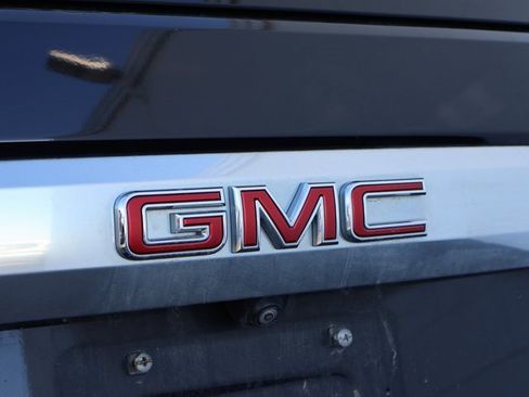 Used 2021 GMC Yukon XL Denali image 4