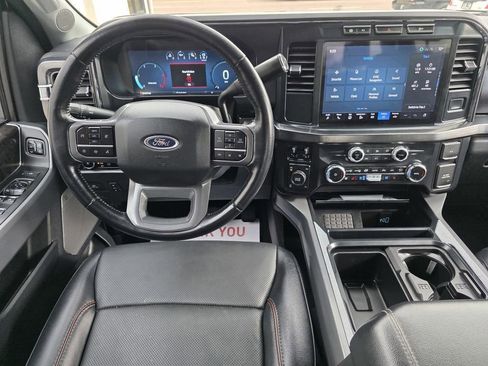 Used 2024 Ford F350 Lariat image 32