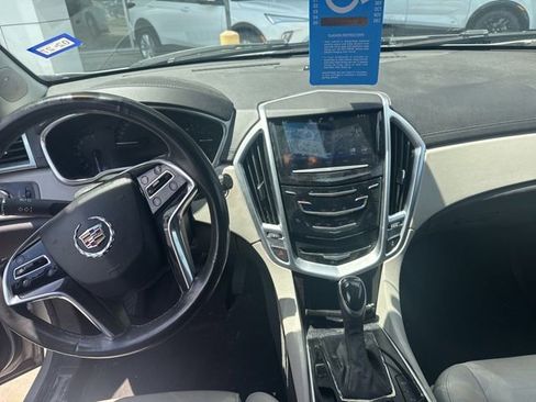 Used 2016 Cadillac SRX Luxury FWD image 6