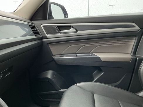 Used 2021 Volkswagen Atlas SE image 20