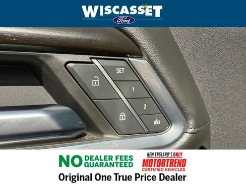 Used 2024 GMC Sierra 3500 Denali w/ Denali Reserve Package image 25