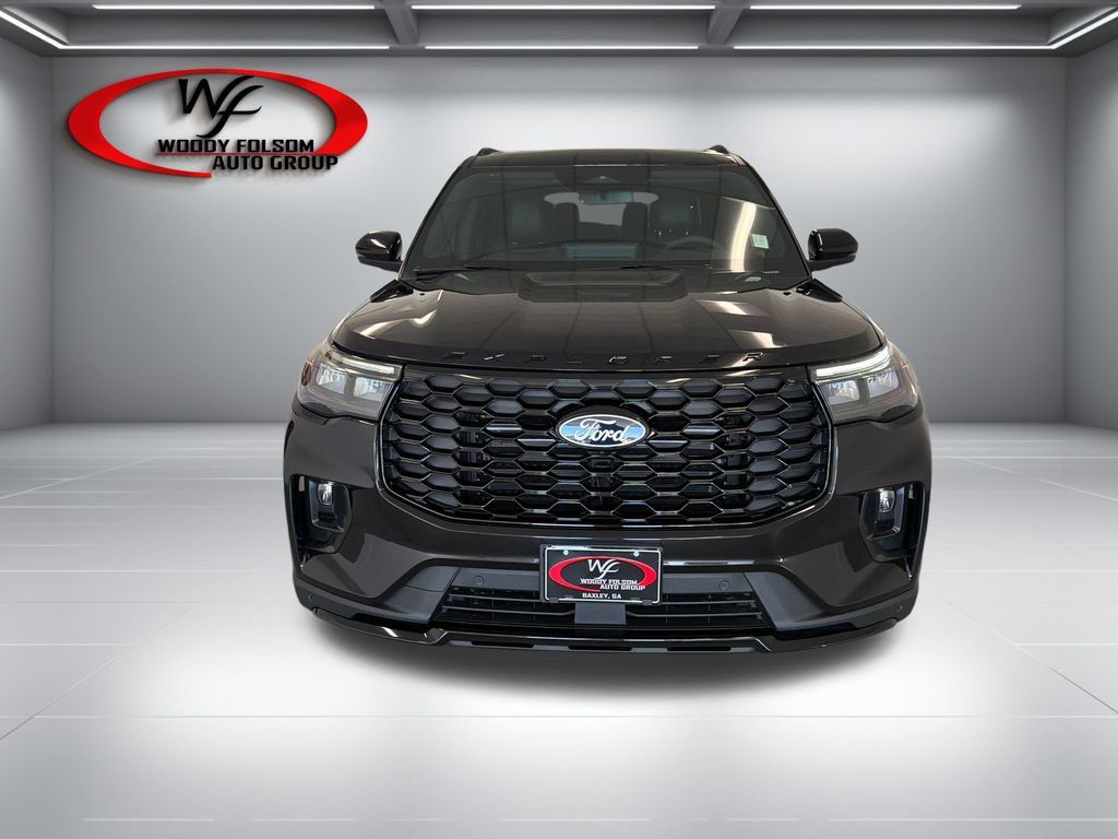 New 2027 Ford Explorer ST-Line w/ Premium Package AWD/4WD image 2