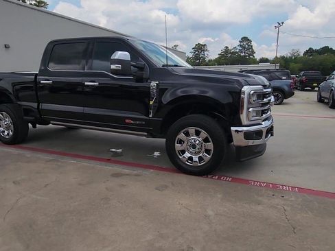 Used 2025 Ford F250 King Ranch w/ Chrome Package AWD/4WD image 2