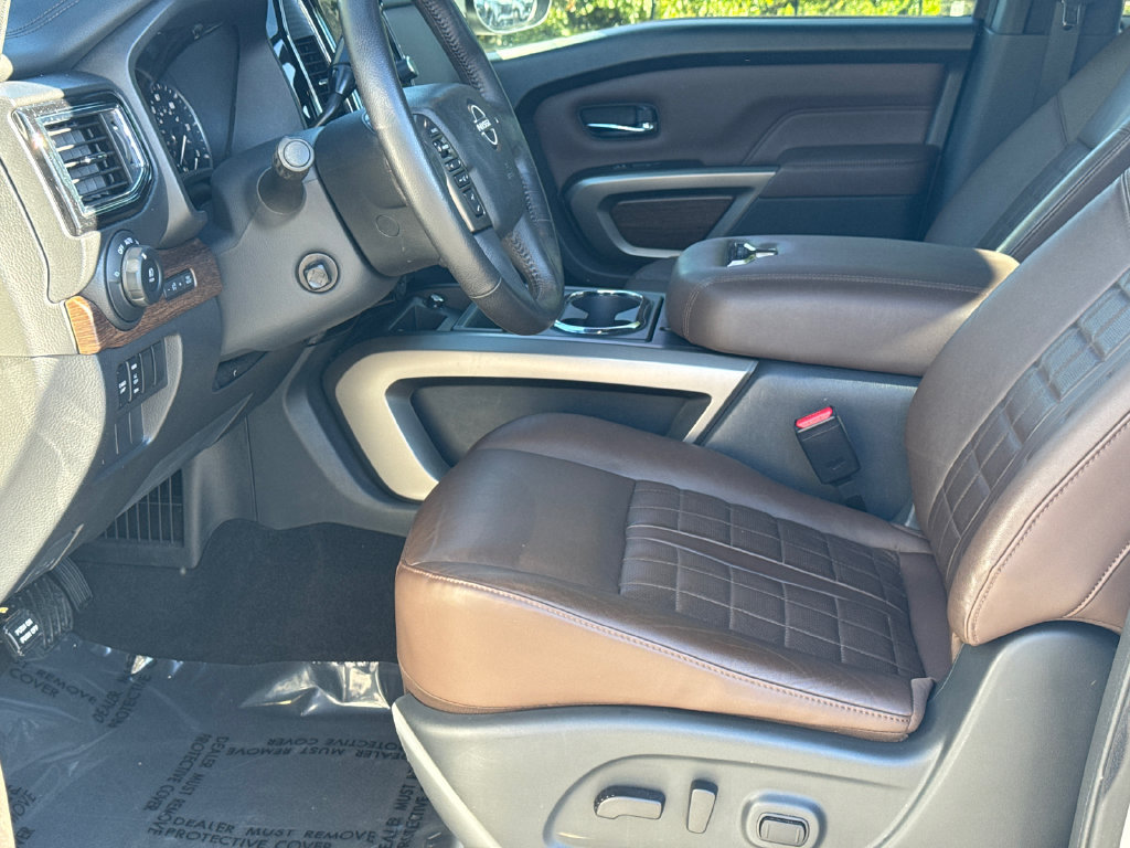 Certified 2024 Nissan Titan Platinum Reserve w/ Moonroof Package AWD/4WD image 12