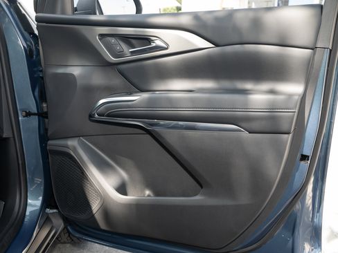 New 2026 Chevrolet Traverse LT w/ Driver Confidence Package image 39