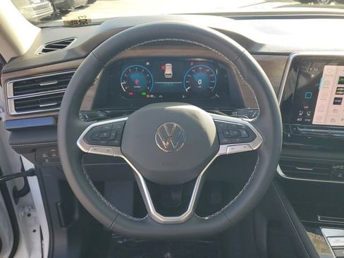 New 2026 Volkswagen Atlas SE FWD image 20