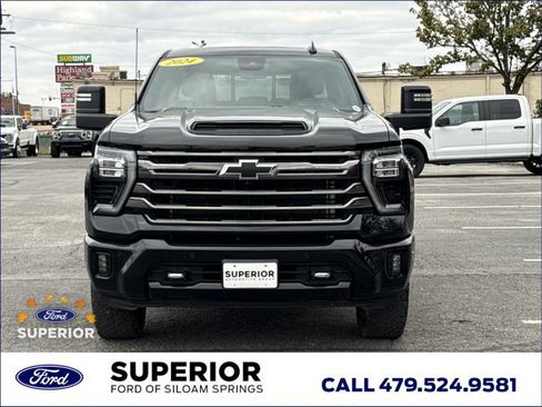 Used 2024 Chevrolet Silverado 3500 High Country w/ Technology Package image 15