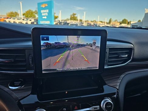 Used 2024 Ford Explorer Limited image 27