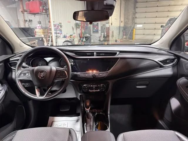 Used 2021 Buick Encore GX Select AWD/4WD image 4