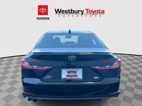 Certified 2025 Toyota Camry SE w/ Convenience Package AWD/4WD image 7