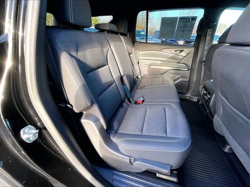 Used 2024 Chevrolet Traverse LS w/ Midnight/Sport Edition image 23