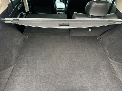 Used 2022 Genesis GV70 2.5T w/ Advanced Package image 15