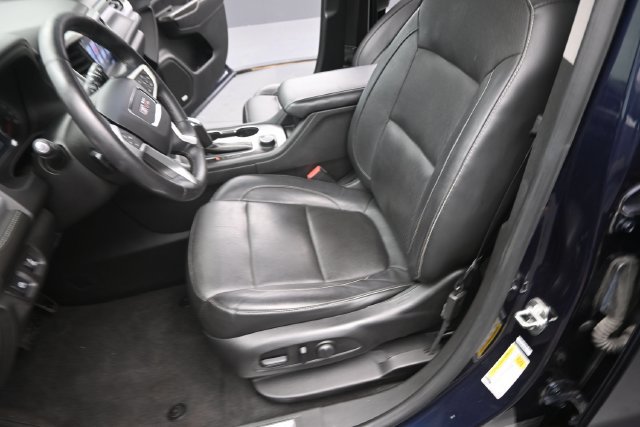 Used 2017 GMC Acadia SLT FWD image 21