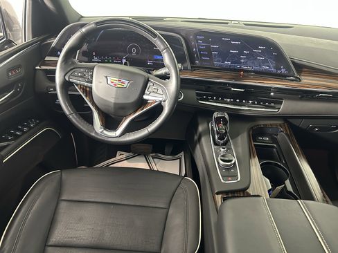 Used 2023 Cadillac Escalade Premium Luxury image 46