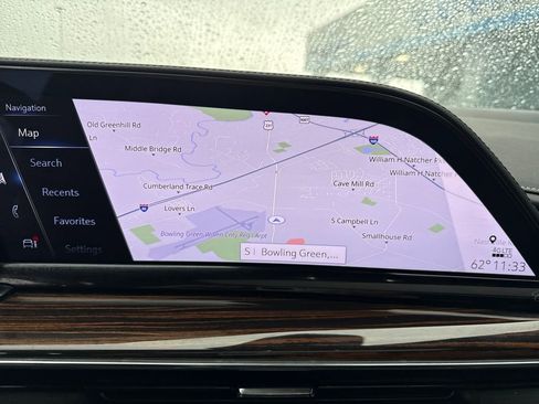 Used 2023 Cadillac Escalade Premium Luxury image 24