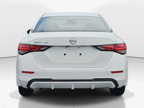 Used 2025 Nissan Sentra S FWD image 7