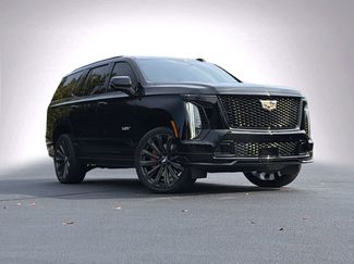 Used 2025 Cadillac Escalade V AWD/4WD video 2