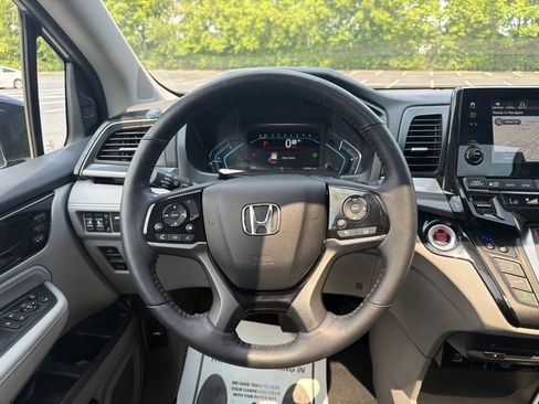 Certified 2024 Honda Odyssey Elite image 14
