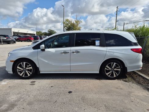 Certified 2023 Honda Odyssey Touring image 11
