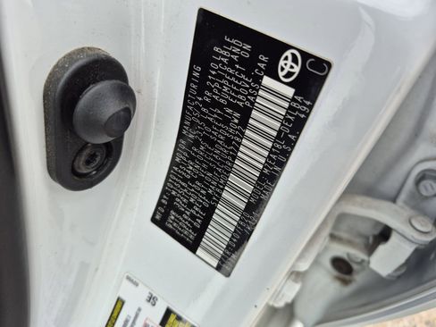 Certified 2024 Toyota Corolla LE image 25