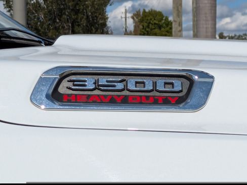 Used 2023 RAM 3500 Limited image 14