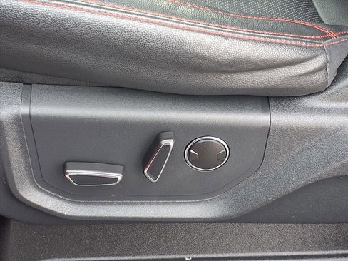 Used 2022 Ford Expedition Max Limited image 4