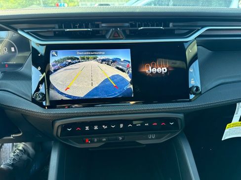 New 2026 Jeep Cherokee Overland AWD/4WD image 13